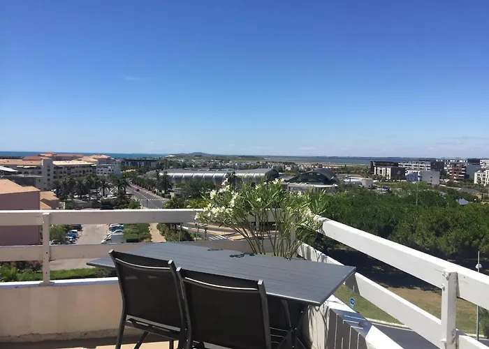 Lejlighed Face A La Avec Piscine A Sète