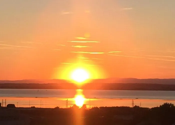 Face A La Avec Piscine A Lejlighed